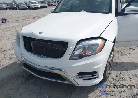 2015 Mercedes-Benz Glk 350 z USA, uszkodzony, nr VIN WDCGG5HB6FG421406